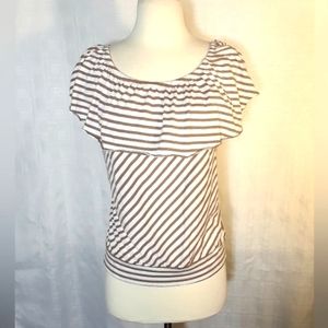 💜 Top Lena Women Short Sleeve Stripes Ruffle Comfy Relaxed Fit Small Tops